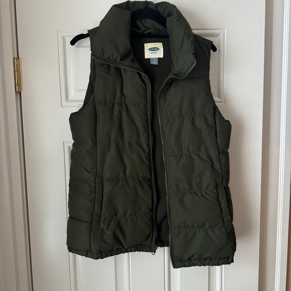Old Navy Dark Green Quilted Vest